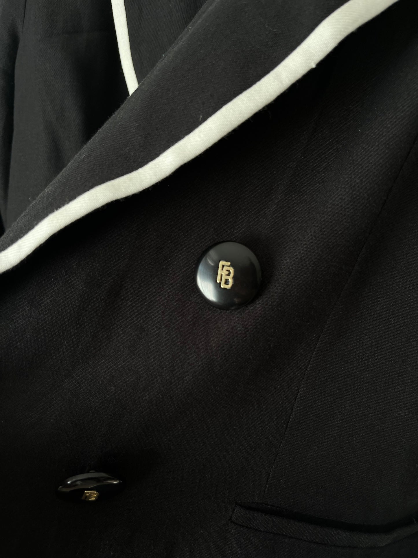 FATE & BECKER Fairfax Blazer RRP$180 (10-12)