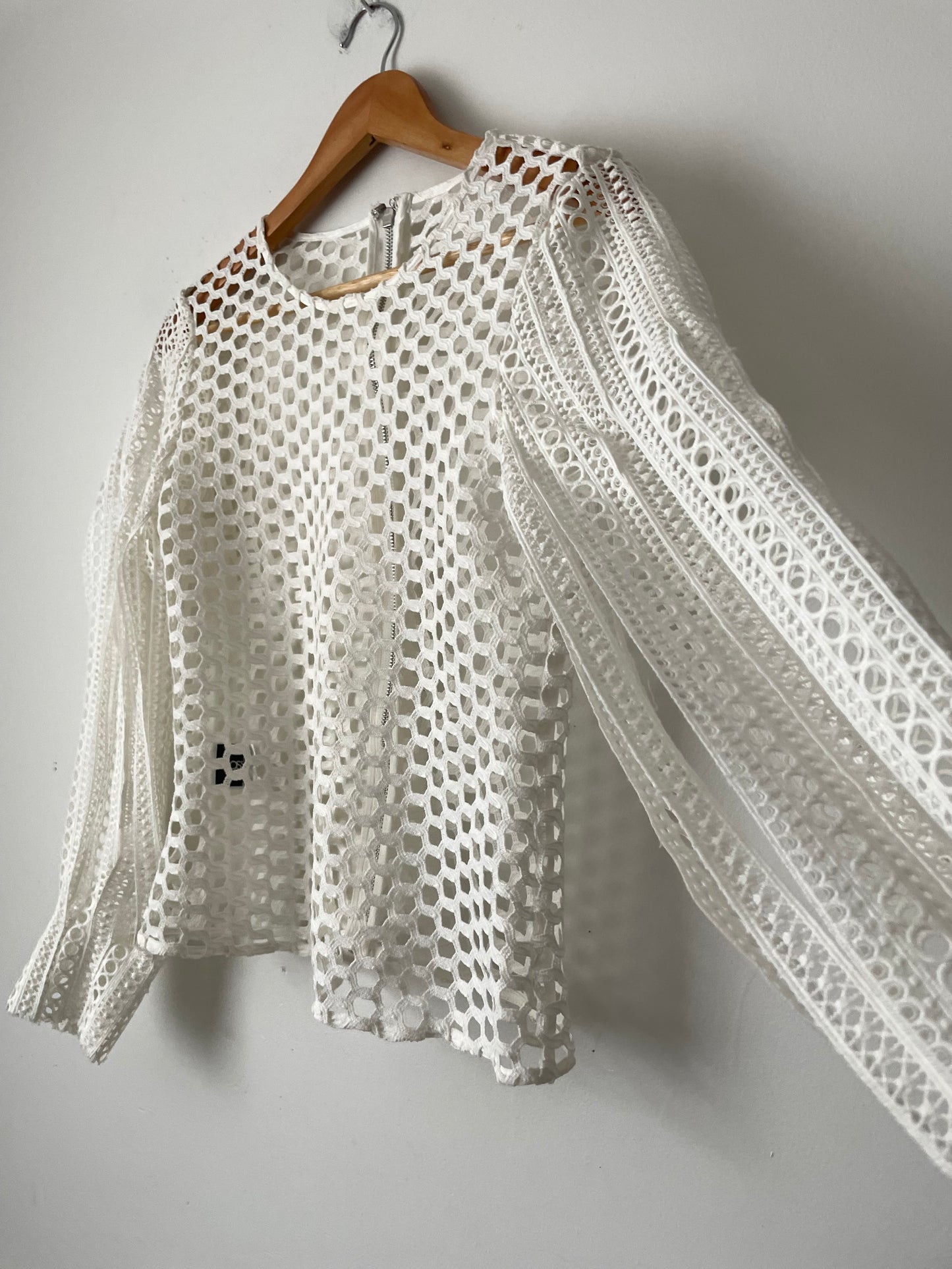 MOSSMAN statement top RRP$280 (6-10)