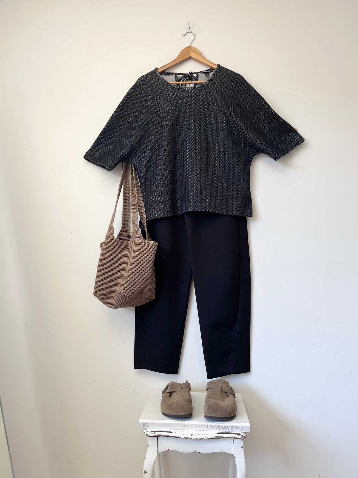 TOTEME Twisted Seam Trousers RRP$700 (Size 6)