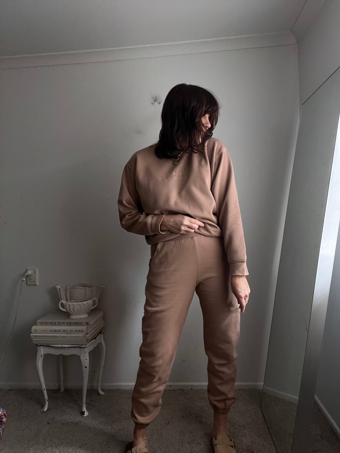 KOOKAÏ Embroidered Logo Lounge Set RRP$220 (8-10)