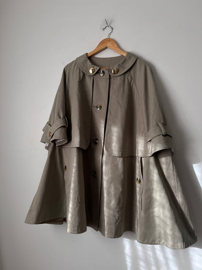 BURBERRY - 2006 Show - Swing Coat by Christopher Bailey RRP$3000 (10-16)