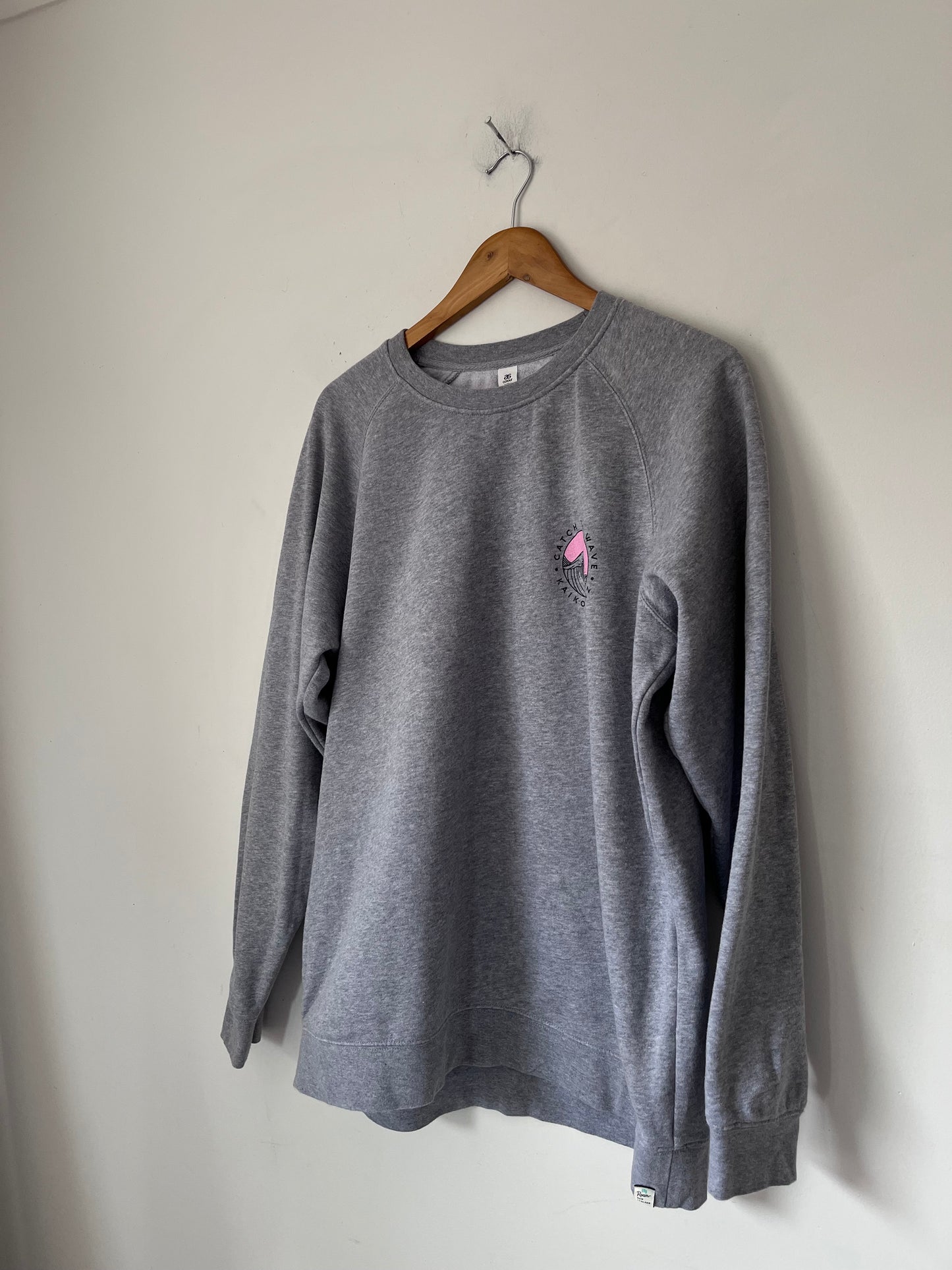 ROAM crew RRP$115 (8-12)