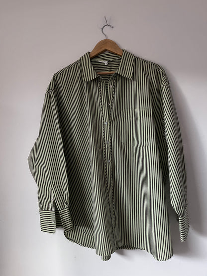 MAX organic cotton striped shirt RRP approx. $129.99 (Size 16-18)