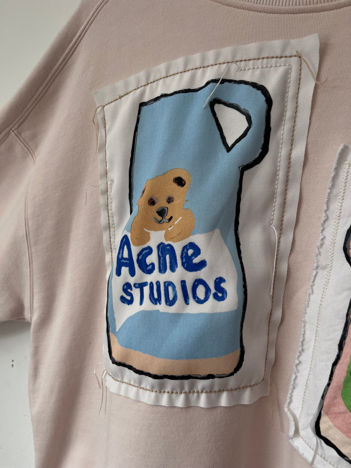 ACNE STUDIOS Bear Patch Sweatshirt RRP$650 (10-12)
