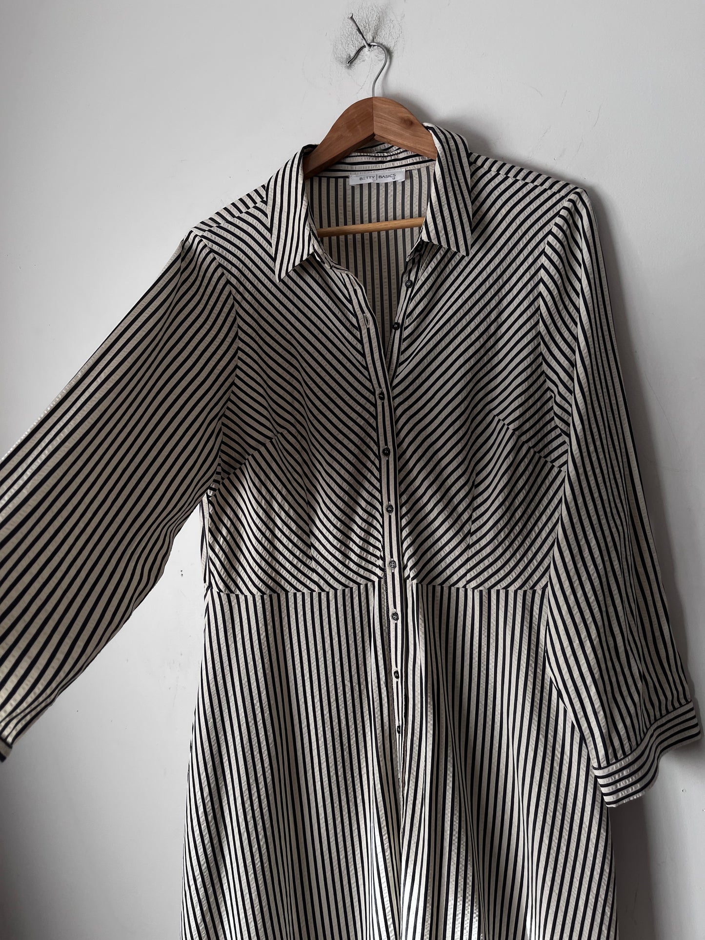 BETTY BASICS Stripe Shirt Dress RRP$110 (12-14)