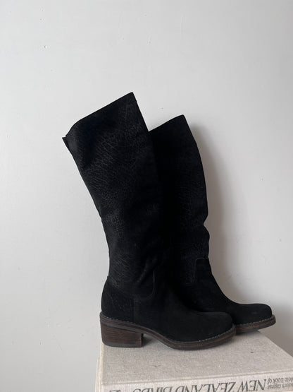 VIC MATIÉ Boots RRP$600+ (38)