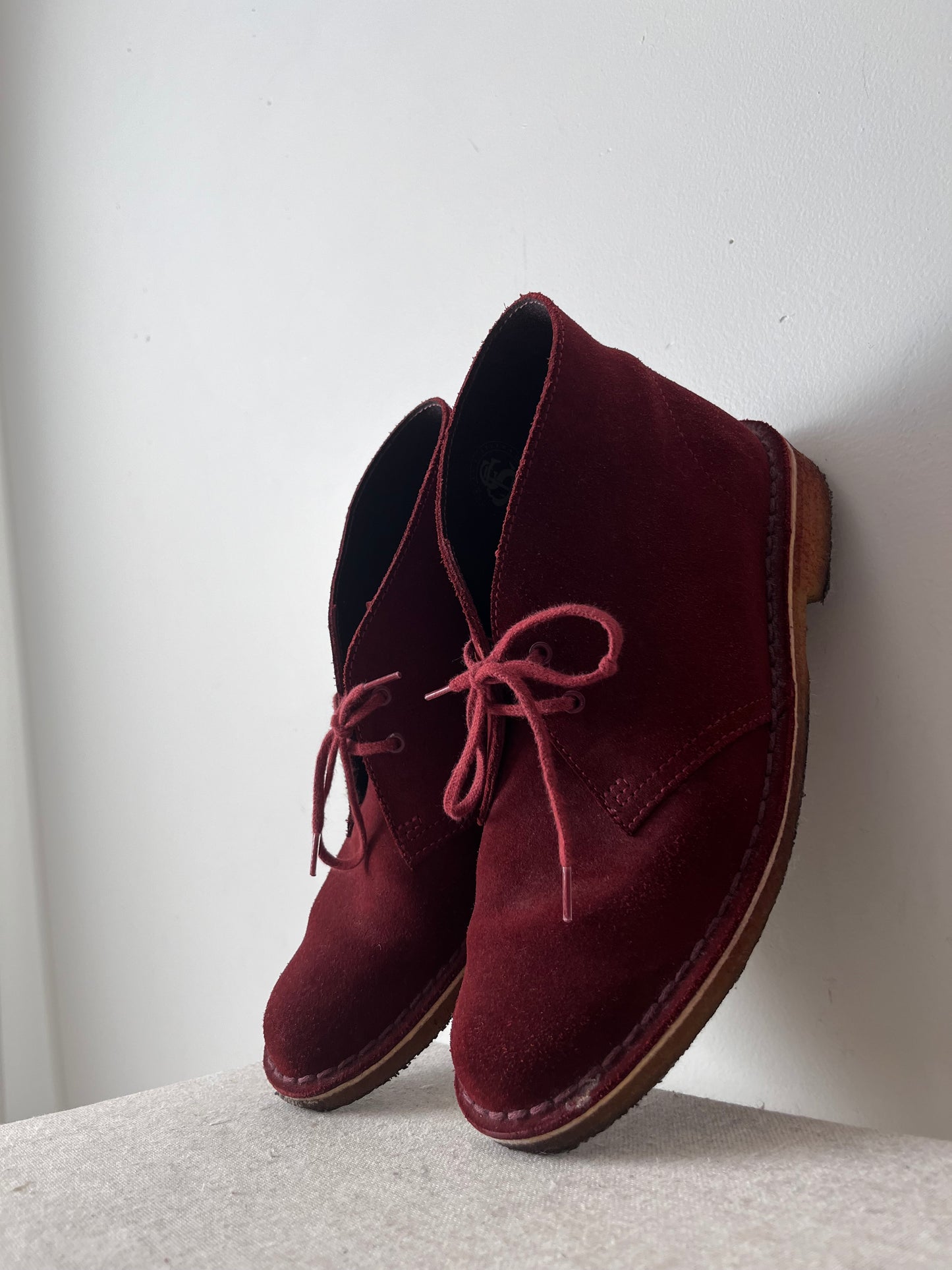 CLARKS Originals Desert Boots RRP$270 (41)