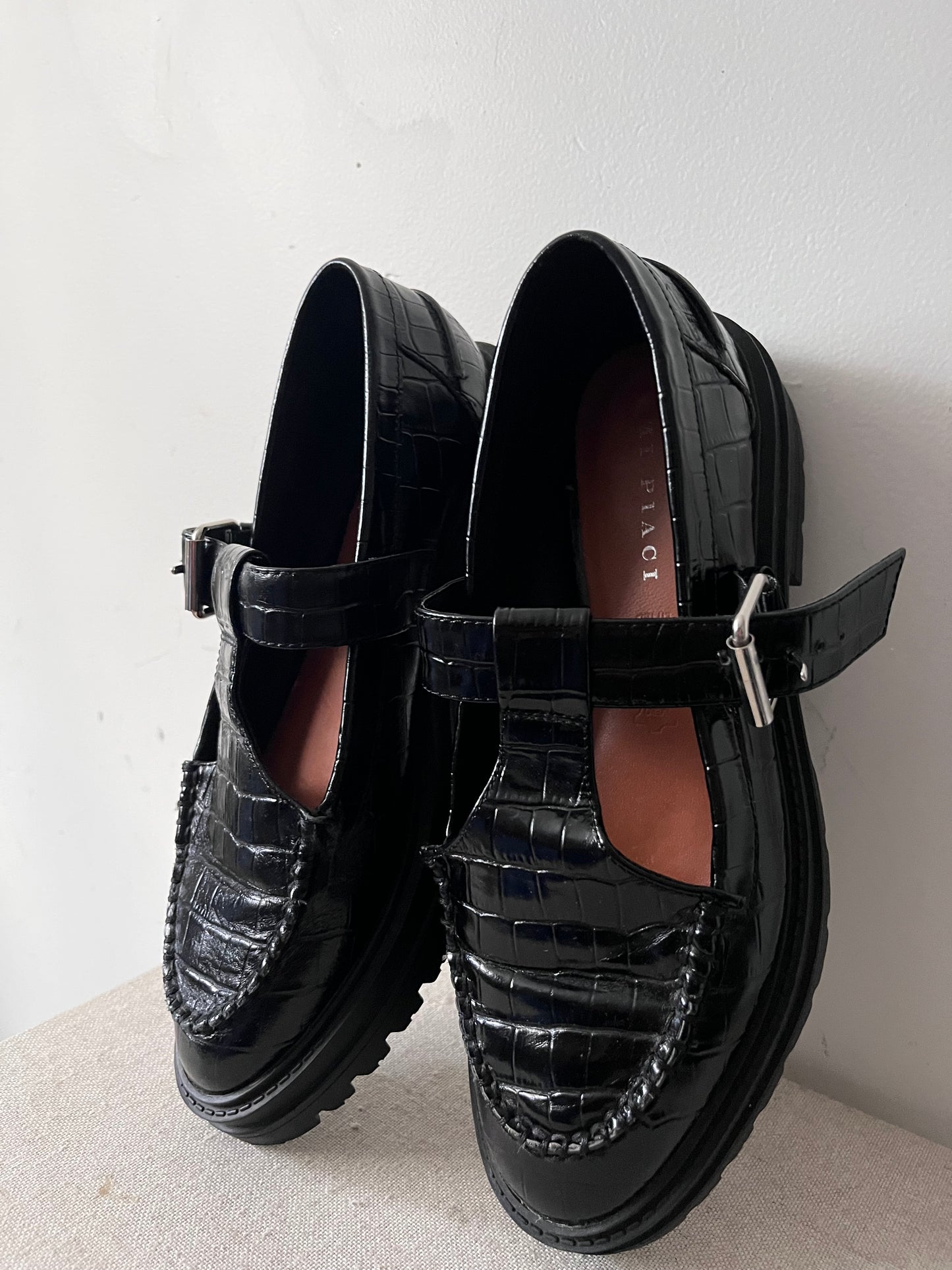 MI PIACI Mary Jane Loafers (39)