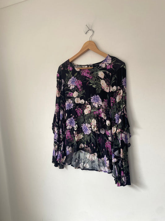 DECJUBA floral blouse (10-12)