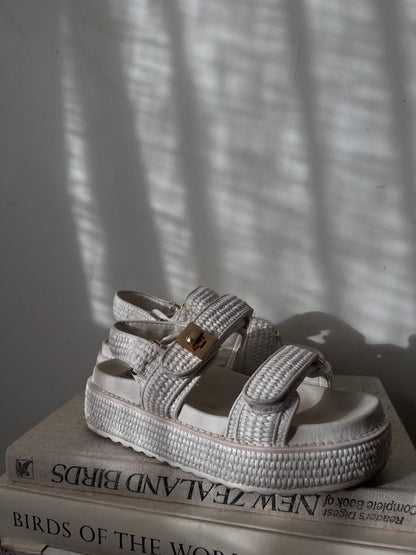 STEVE MADDEN ‘Bigmona’ sandal RRP$189 (7.5)