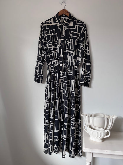 MAX Geometric Tencel Shirt Dress RRP approx. $180 (Size 8)