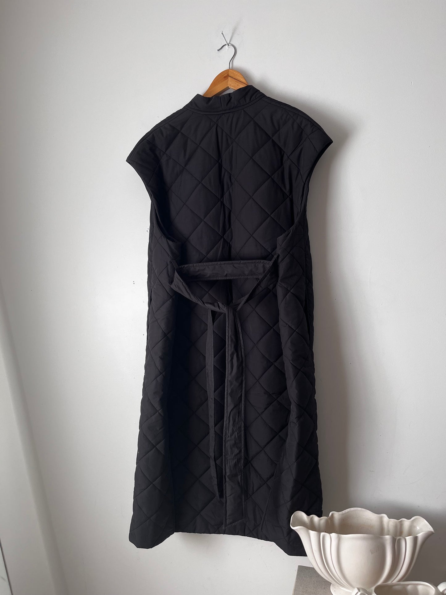 H&M Long Quilted Belted Vest RRP $100 (12-16)
