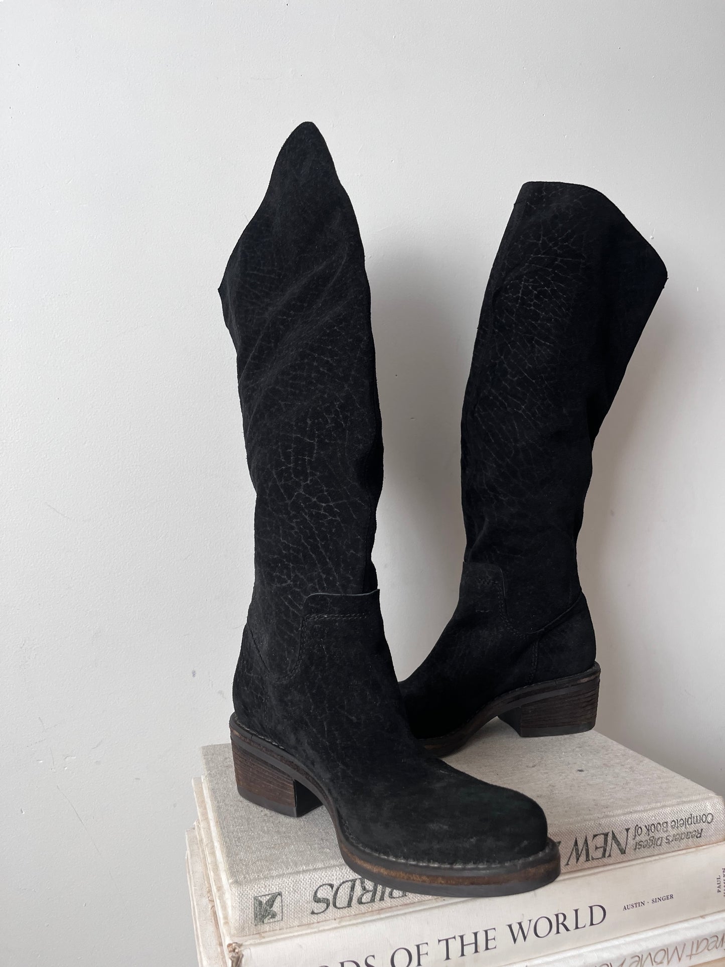 VIC MATIÉ Boots RRP$600+ (38)
