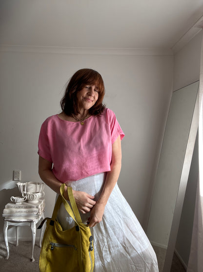 GRAE LINEN Top RRP$60 (14-16)