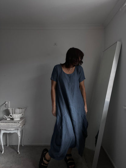 LINEN Dress RRP$180 (12-14)