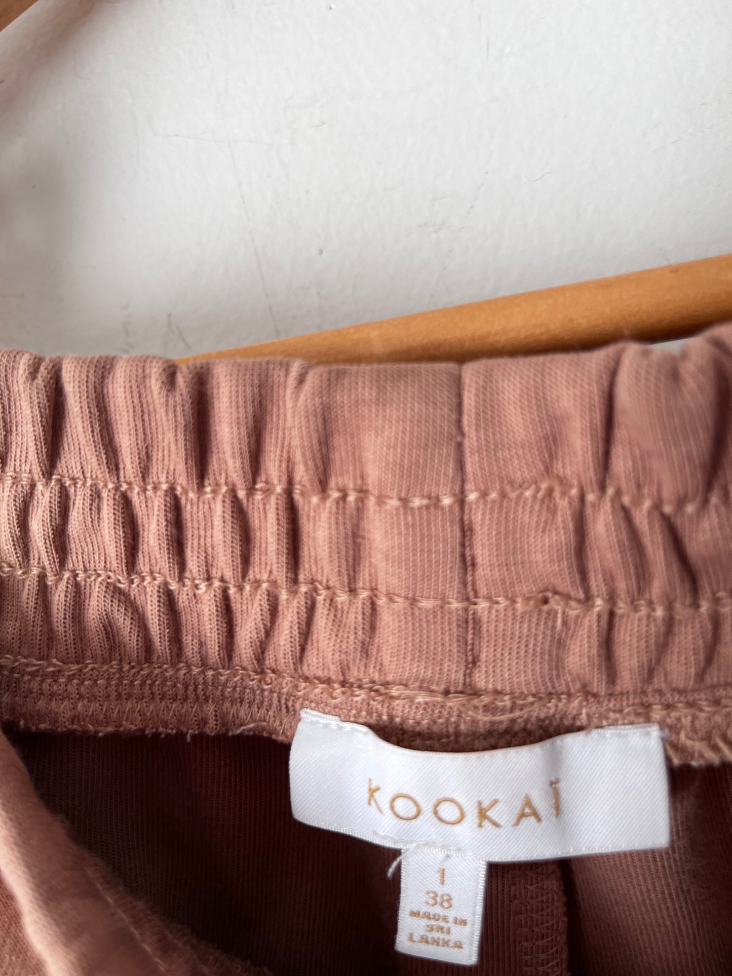KOOKAÏ Embroidered Logo Lounge Set RRP$220 (8-10)