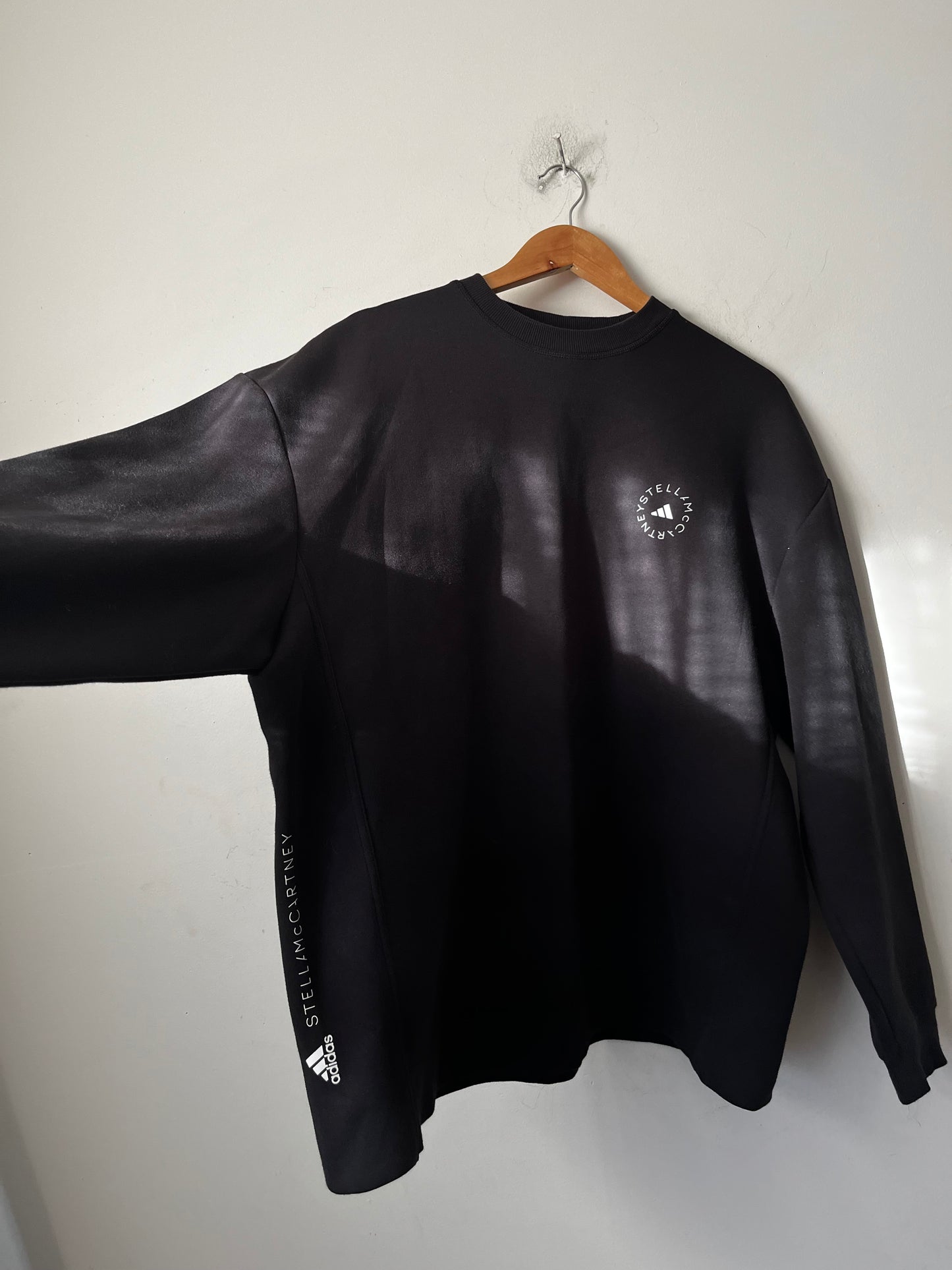 STELLA MCCARTNEY//ADIDAS Sweater RRP$200 (14-16)