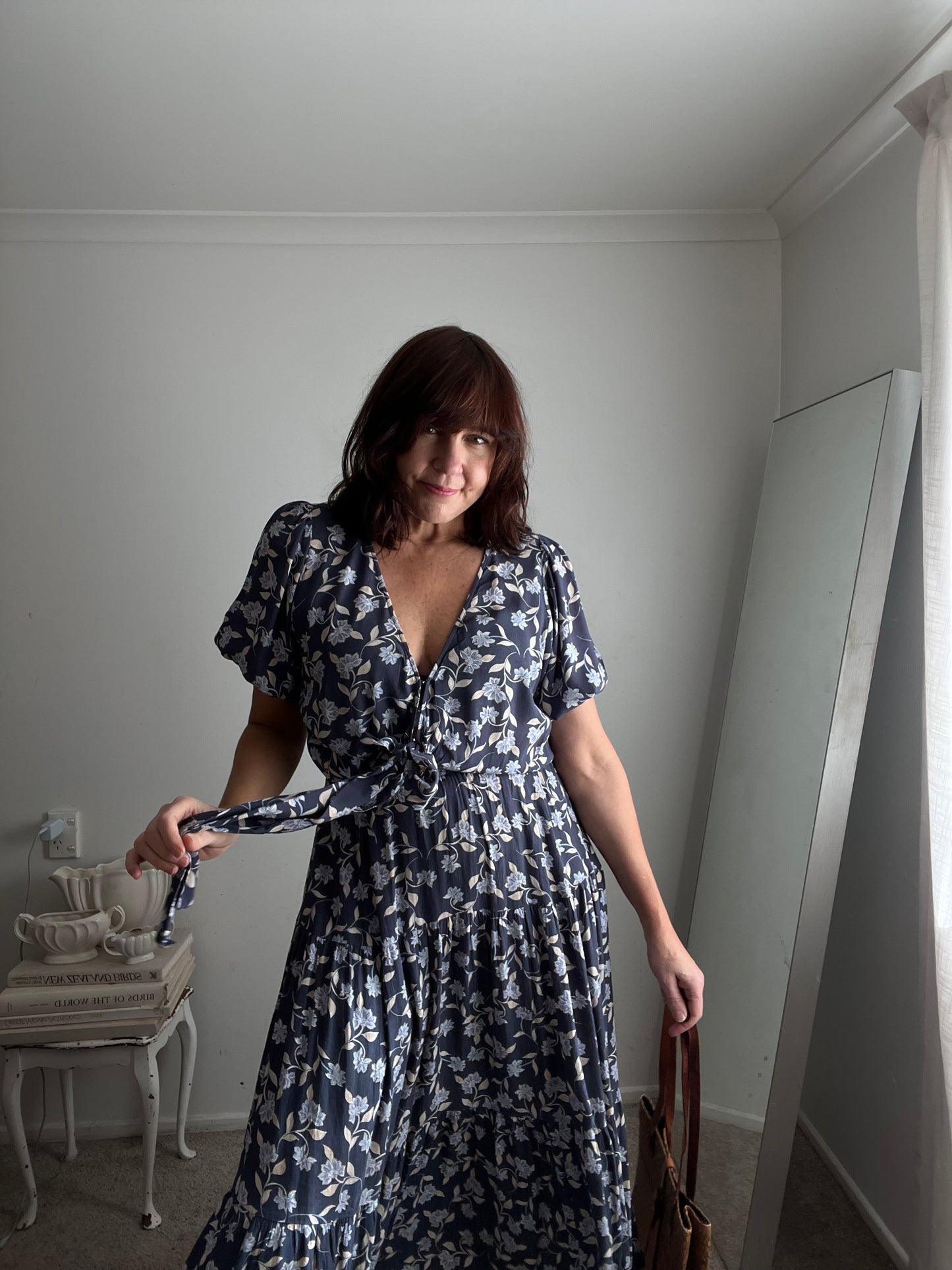 KIVARI Floral Tie-Front Midi Dress RRP$299 (12-14)