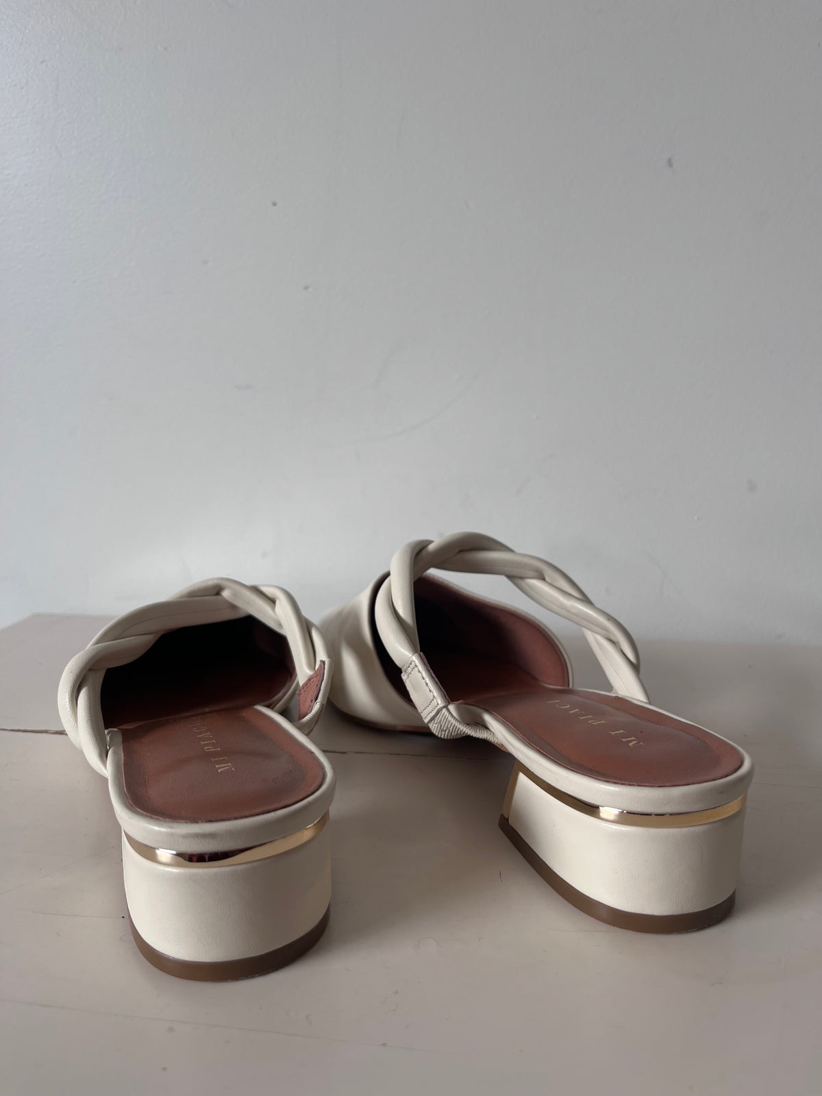 MI PIACI Leather Pointed Mules RRP approx. $280 (Size 38)