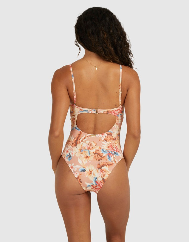 BILLABONG swimsuit RRP$159 (12)
