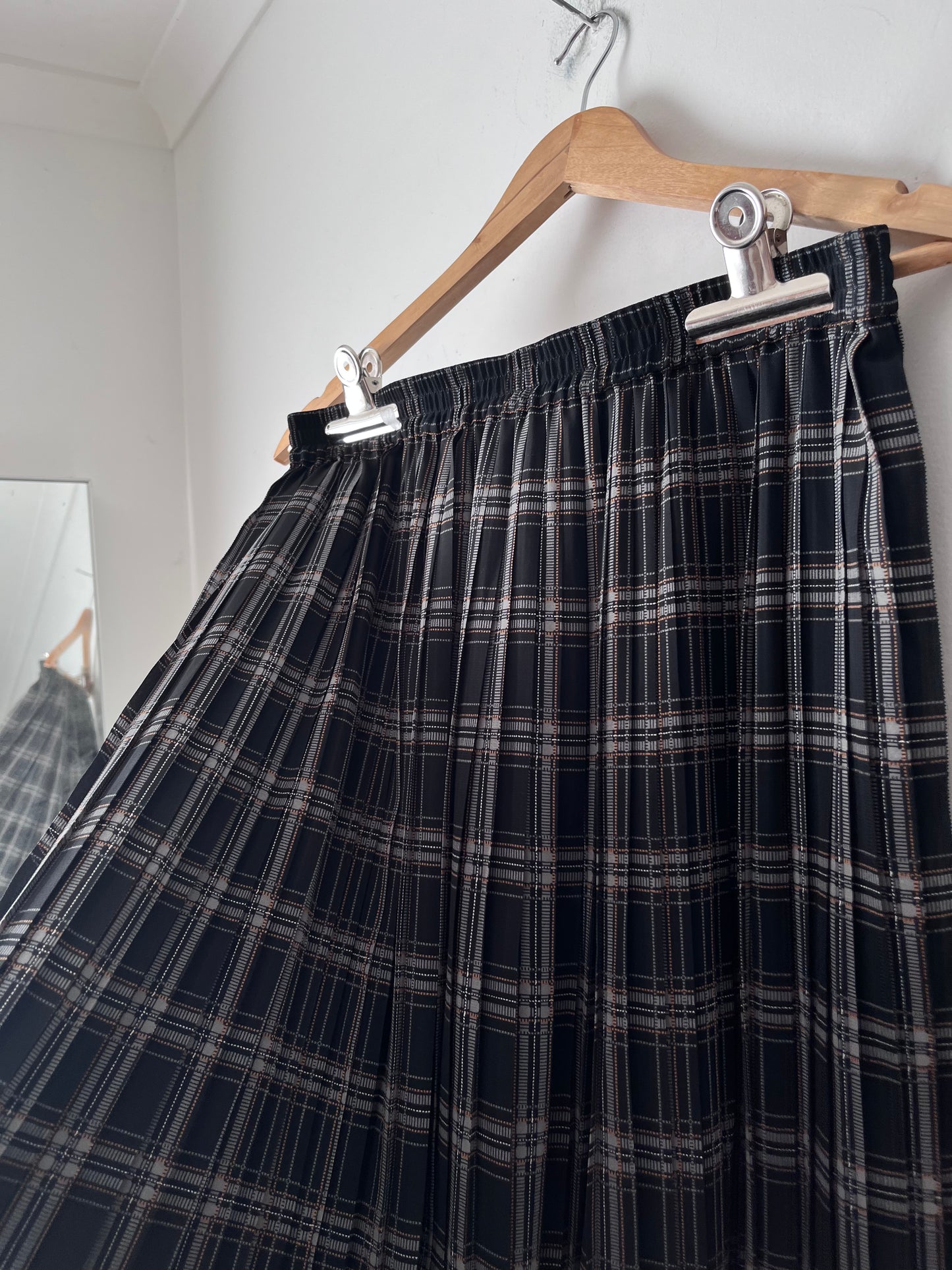 MAX Skirt RRP$129 (12)