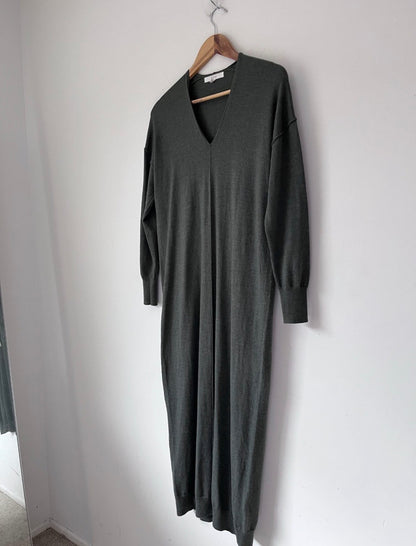 MAX fine merino dress RRP$179 (8-10)
