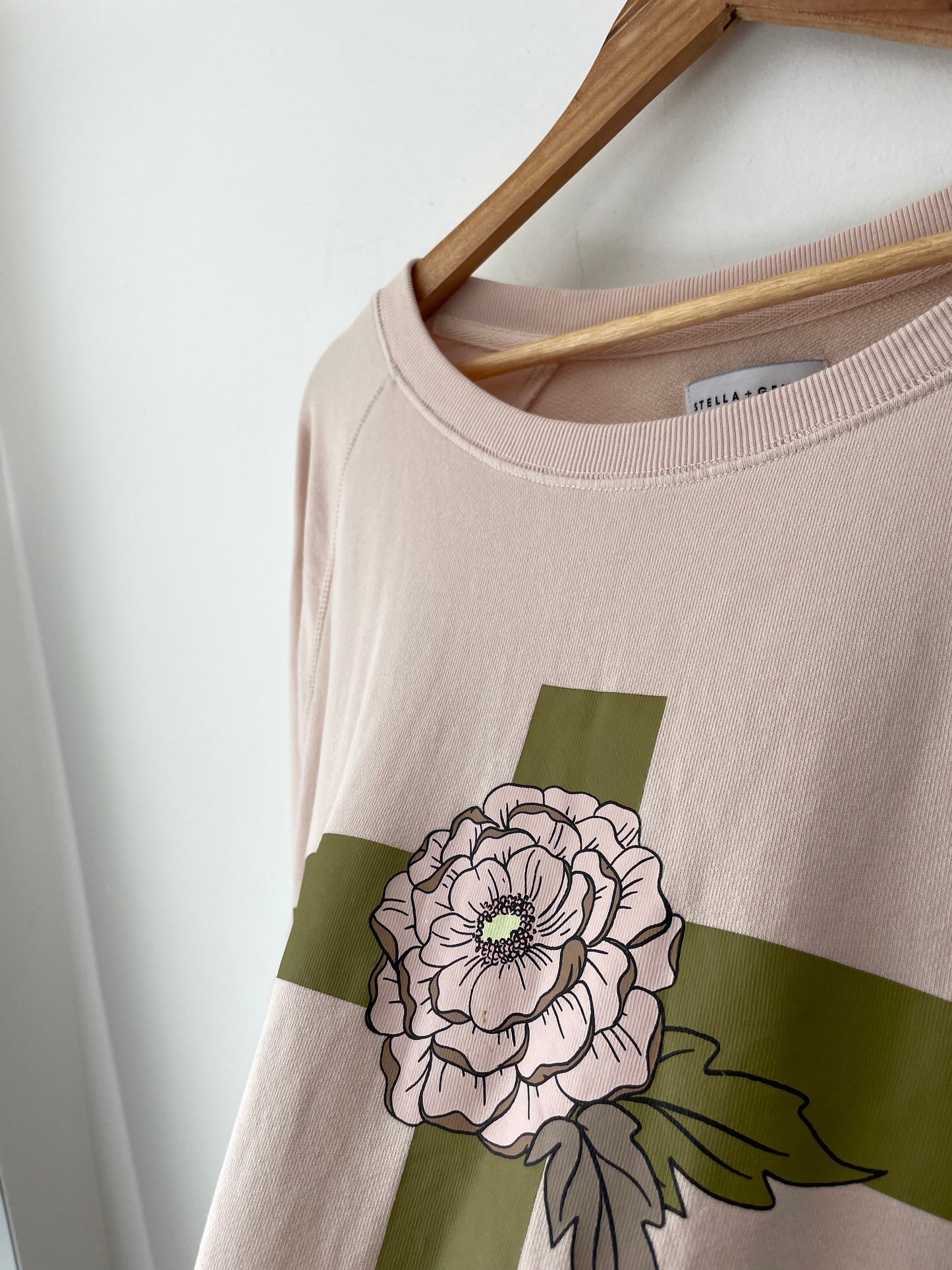 STELLA & GEMMA jumper RRP$90 (12-16)