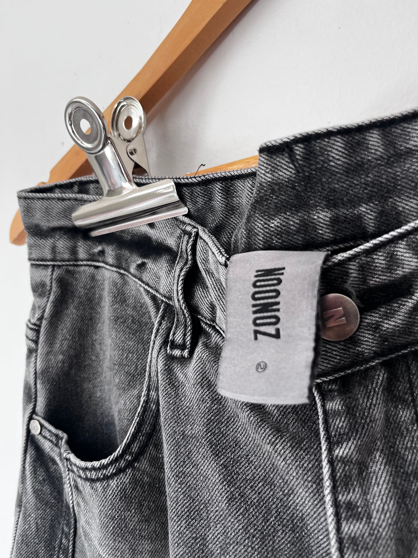 NOONOZ Washed Grey Curved Barrel Jeans (10)