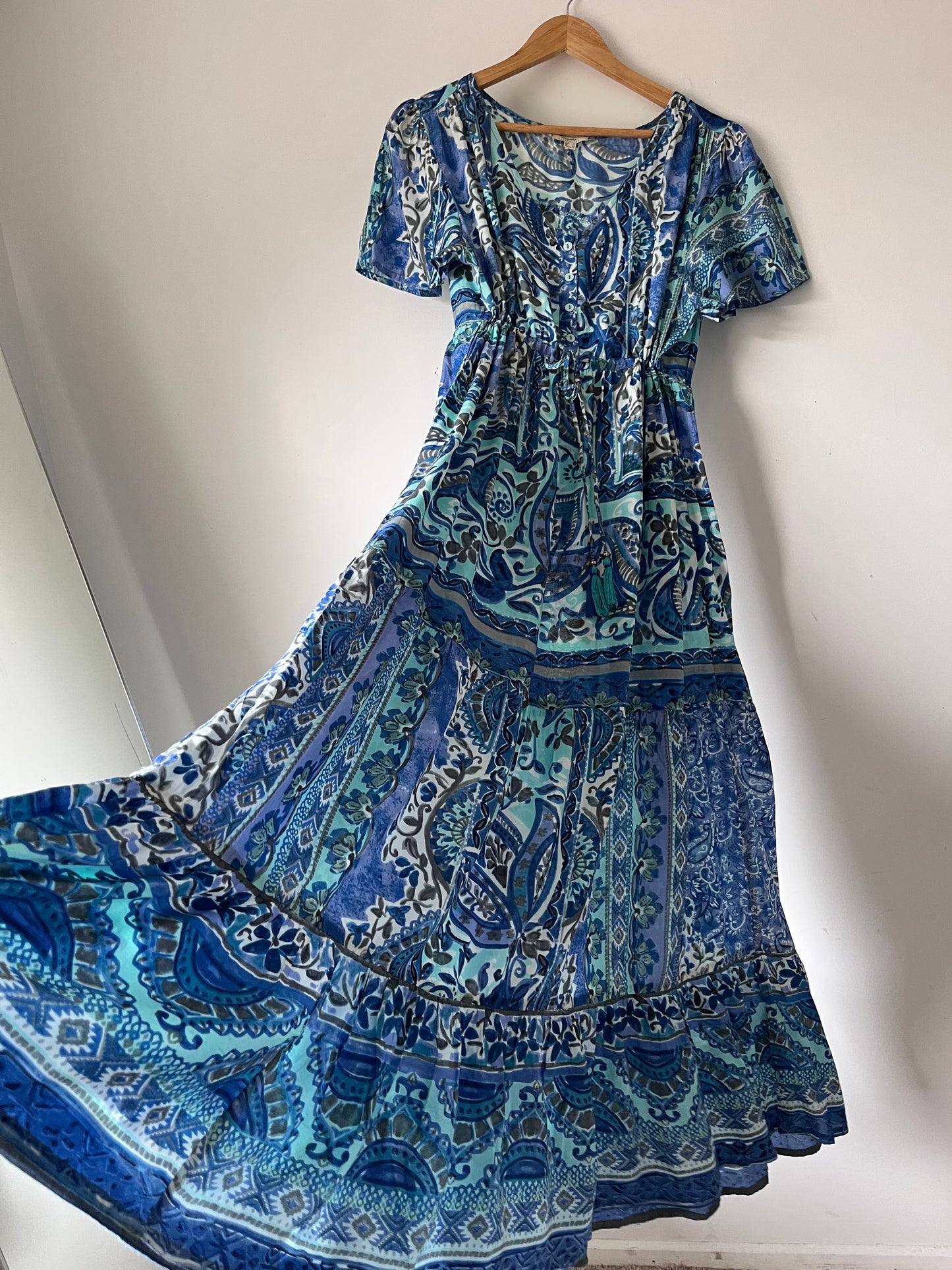 ORIENTIQUE Dress (14-16)