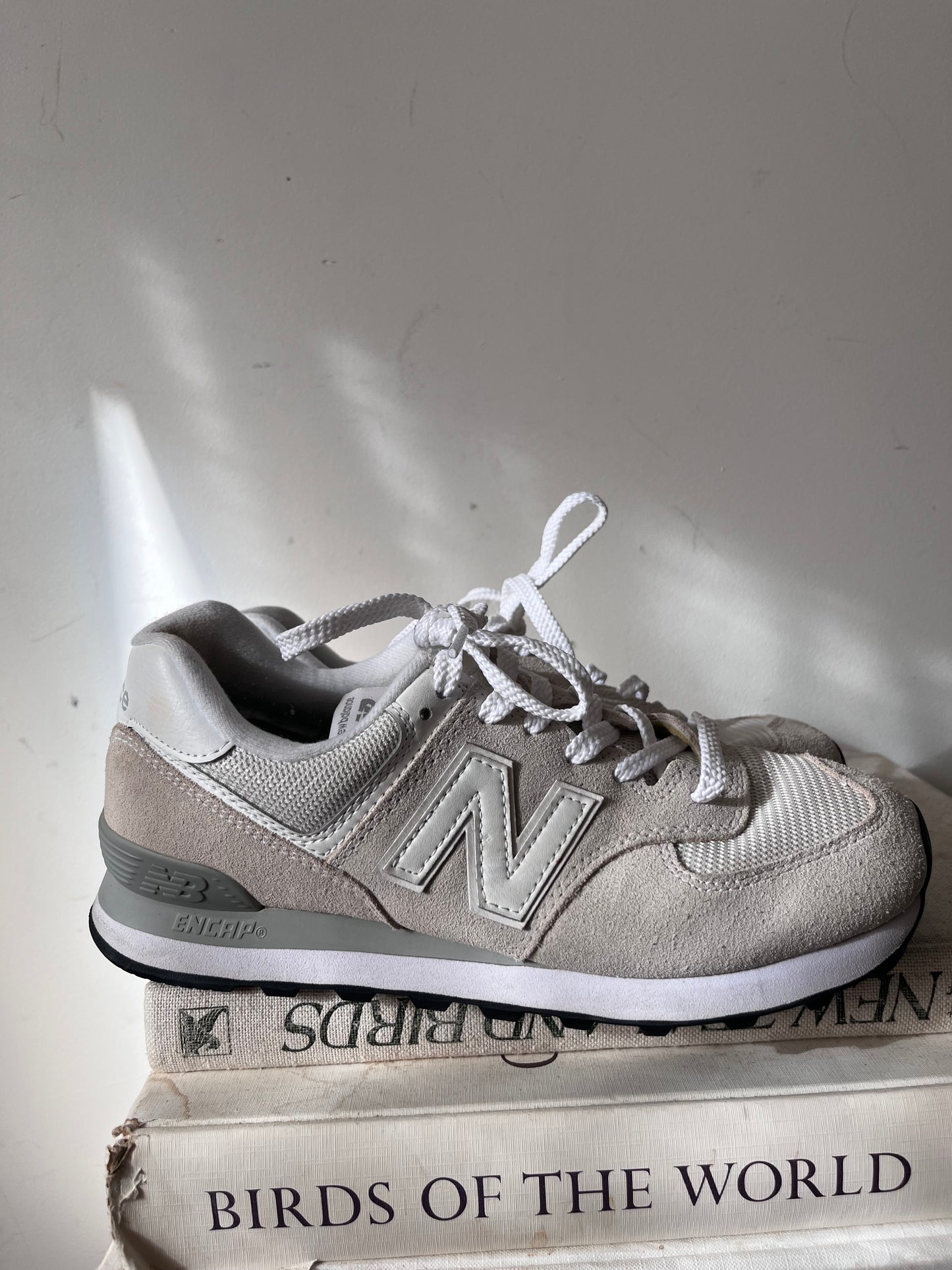NEW BALANCE 574 Classic Sneakers RRP$160 (40.5)