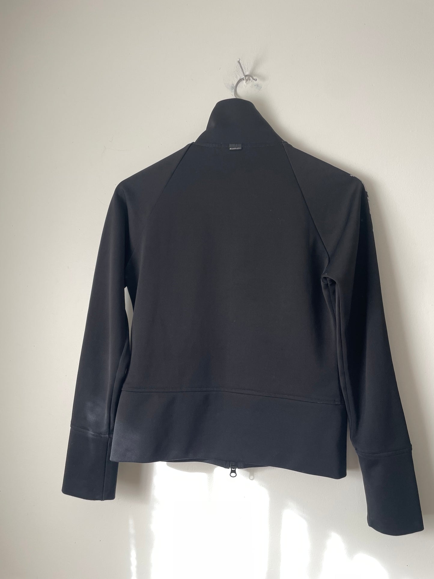 MOOCHI zip up RRP$300 (8-10)