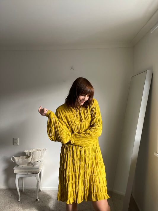 MAX textured dress RRP$159 (16-18)