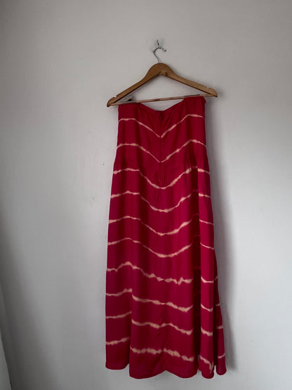 RIP CURL tie-dye skirt RRP$109 (10-12)