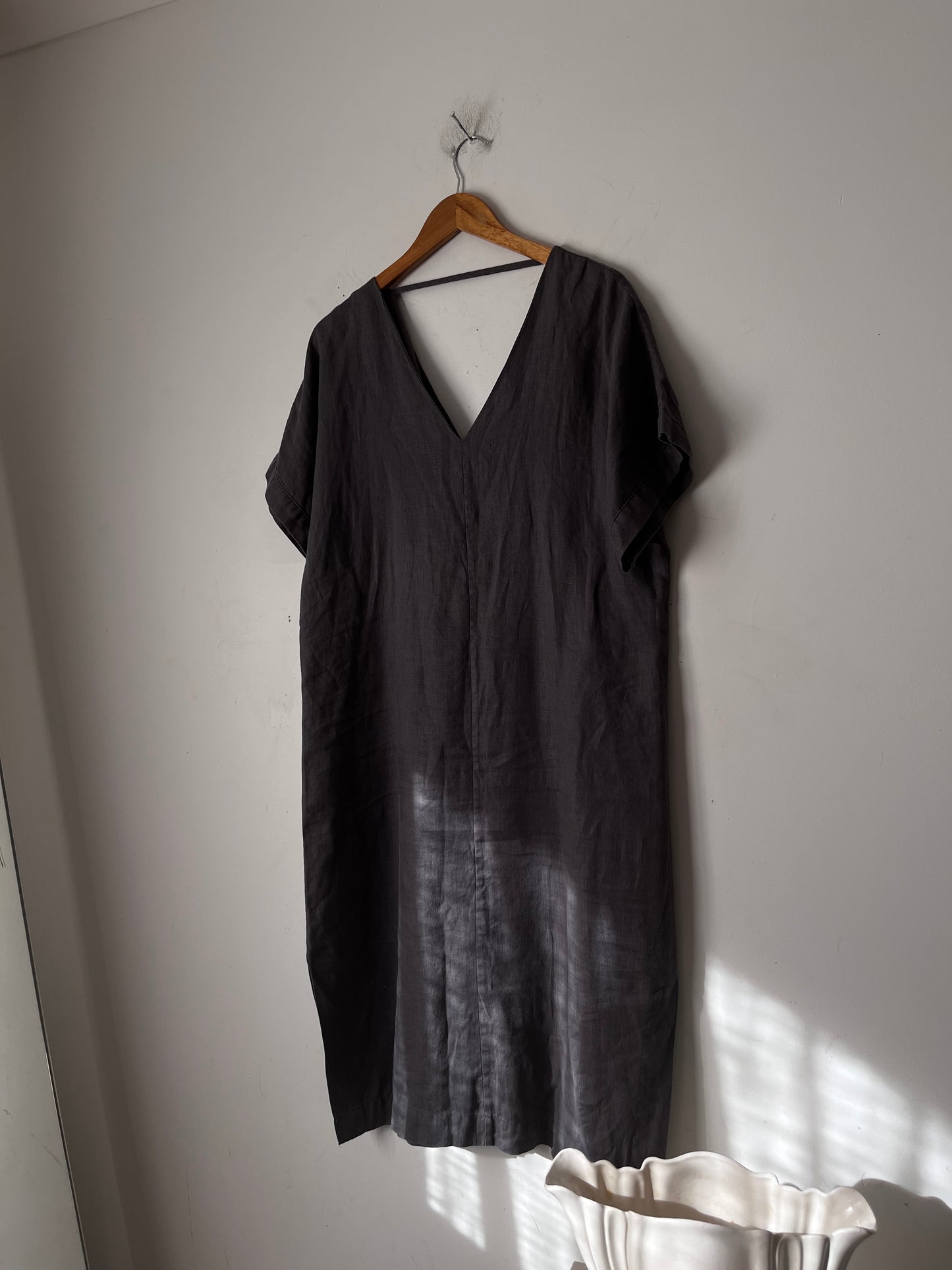 WEAR by LOVELINEN Linen V-Neck Dress (10–12)