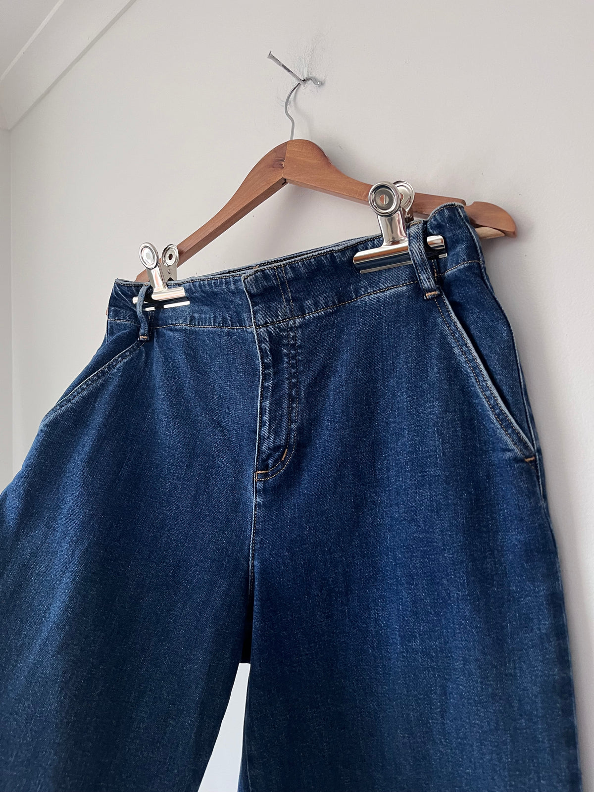 COUNTRY ROAD High Rise Jean RRP approx. $198 (12-14)