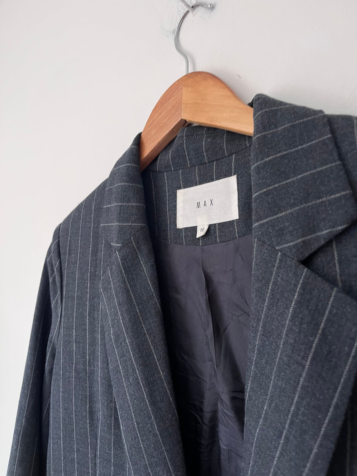 MAX Grey Pinstripe Double Breasted Blazer RRP approx. $299.99 (Size 10)