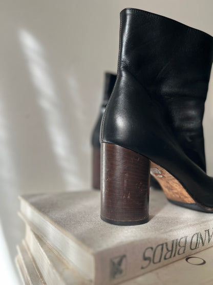 REBE ‘Studio’ Boots RRP$700 (39)
