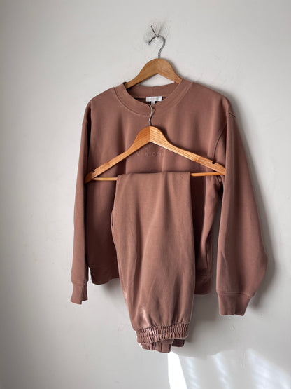 KOOKAÏ Embroidered Logo Lounge Set RRP$220 (8-10)