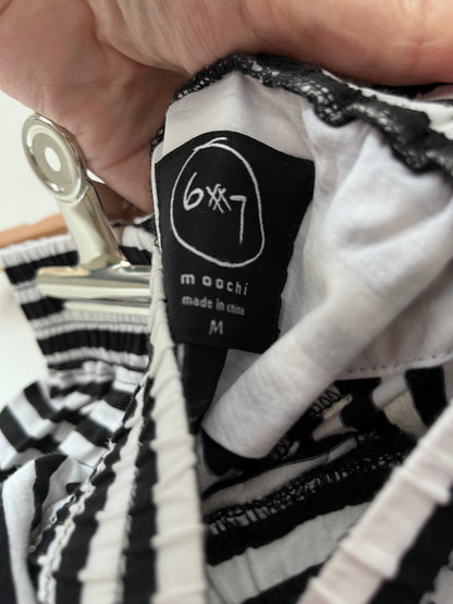 MOOCHI striped relaxed shorts RRP approx. $229 (Size 10)
