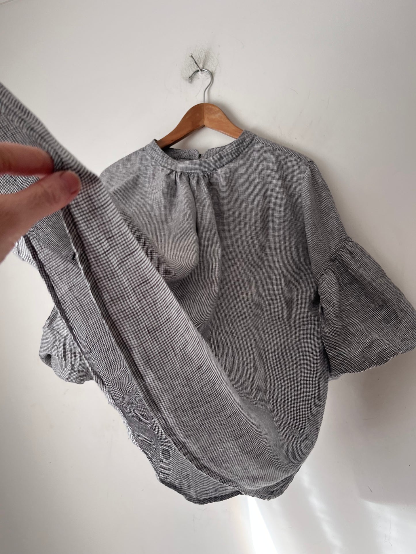 MOOCHI Nominate Linen Top RRP Approx. NZ$289 (12-14)