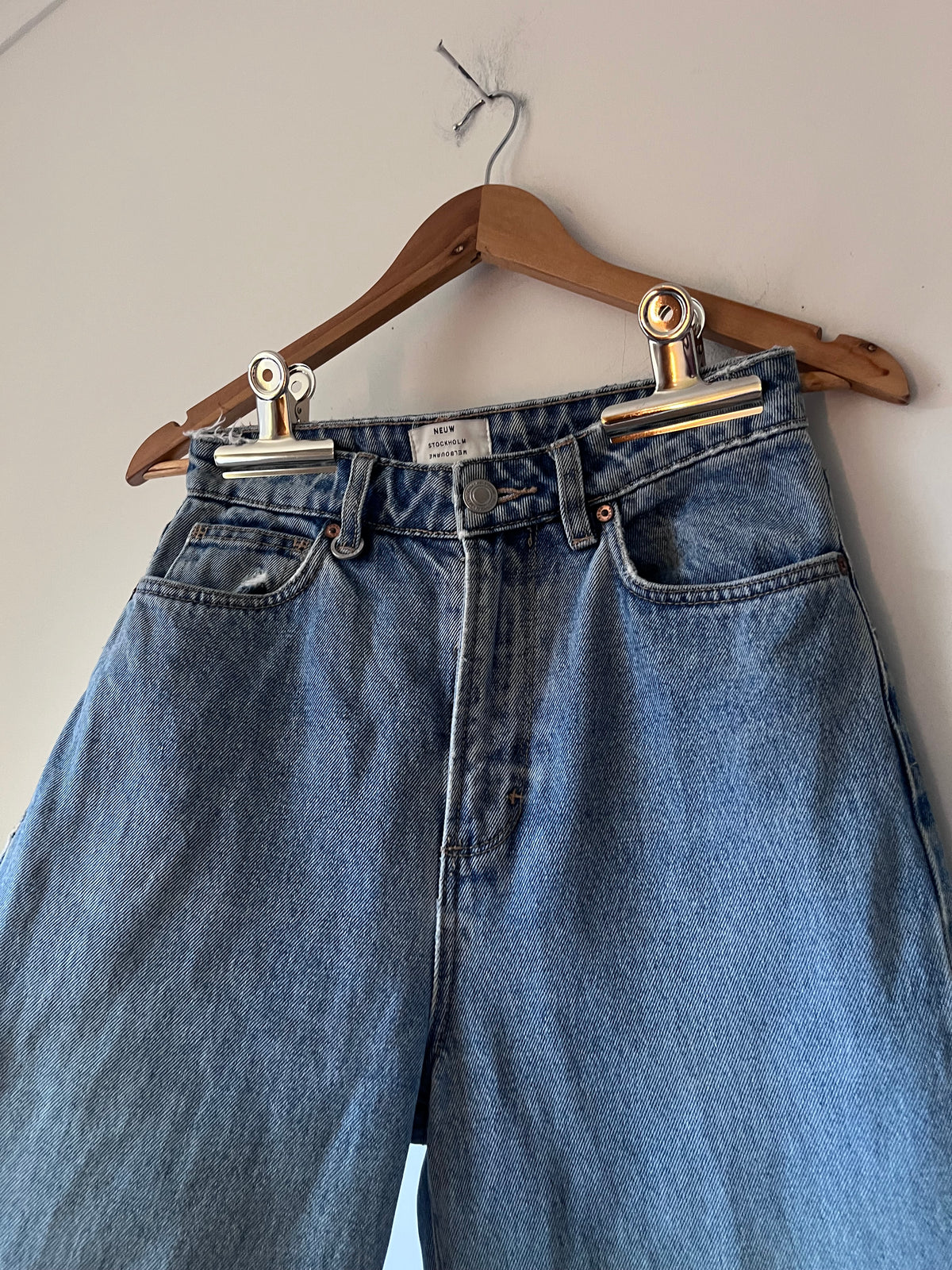 NEUW Frida Super Wide Jeans RRP $209.99 (Size 8)