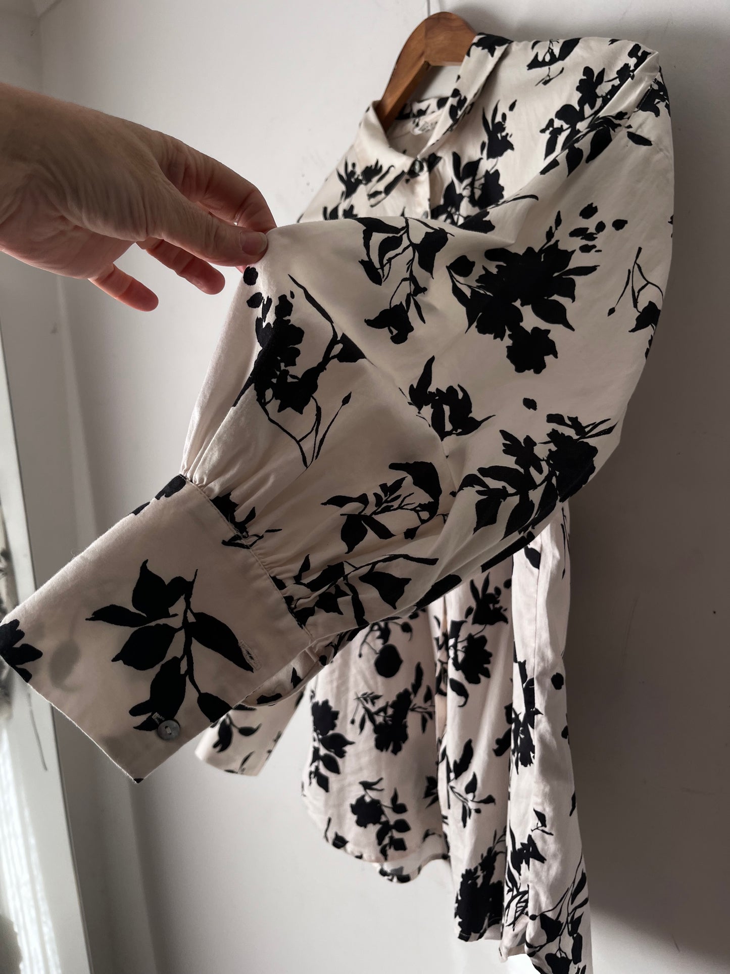 MAX Floral Cotton Shirt RRP$130 (10-12)