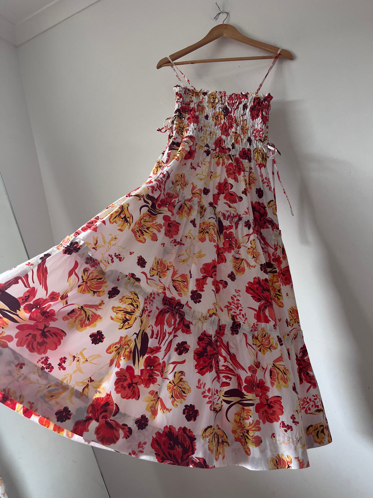 SHONA JOY Kalani Shirred Tiered Midi Dress RRP$349 (Size 8)