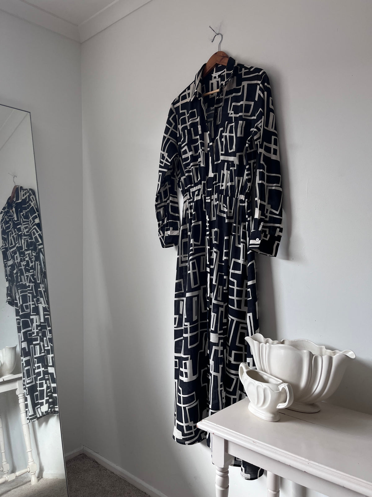 MAX Geometric Tencel Shirt Dress RRP approx. $180 (Size 8)