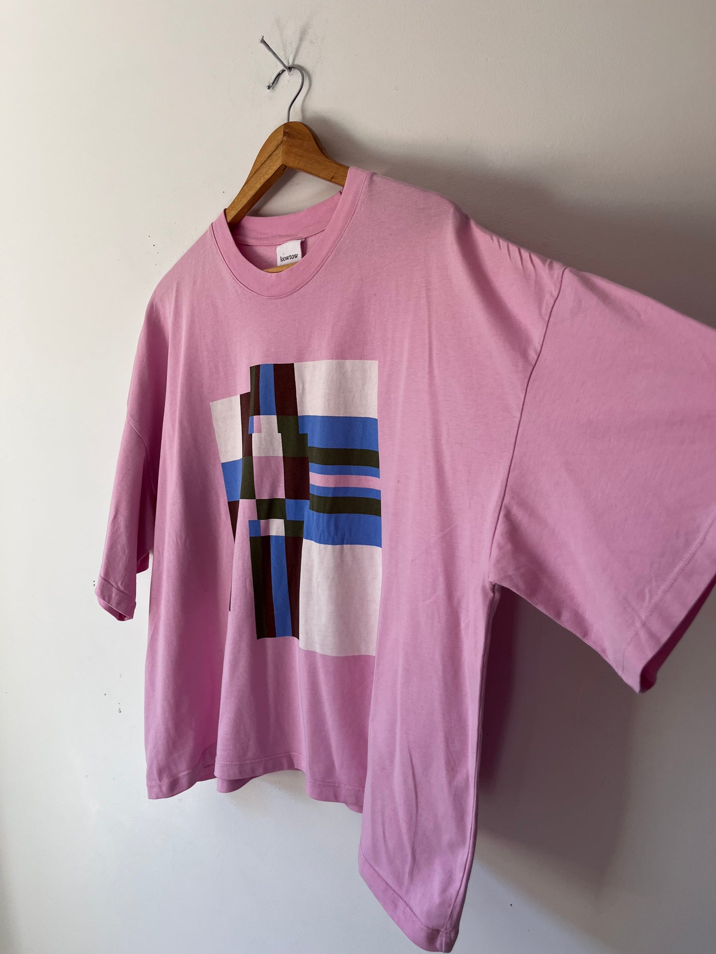 KOWTOW Pink Oversized Graphic Tee RRP approx $139 (10-14)