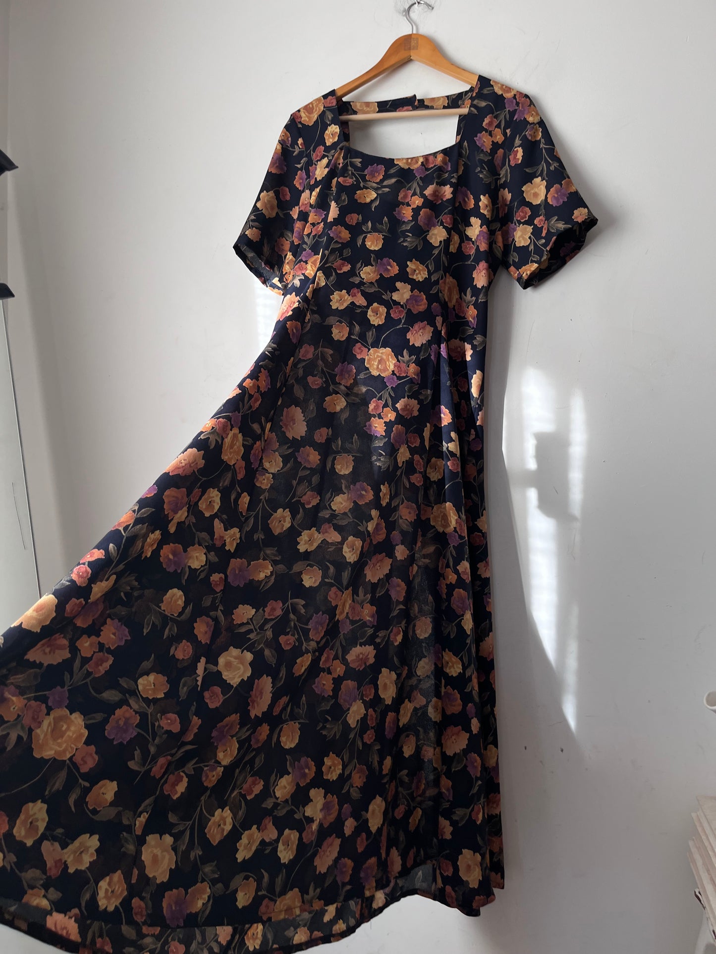 Vintage ROBYN DESIGN Floral Midi Dress (12)