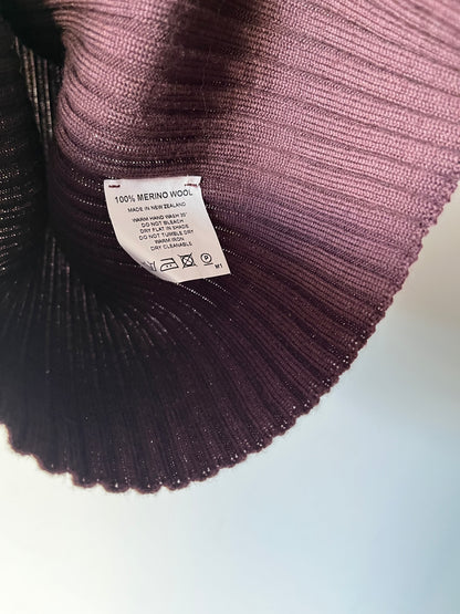 STANDARD ISSUE Merino Ribbed Top RRP$259 (12-14)