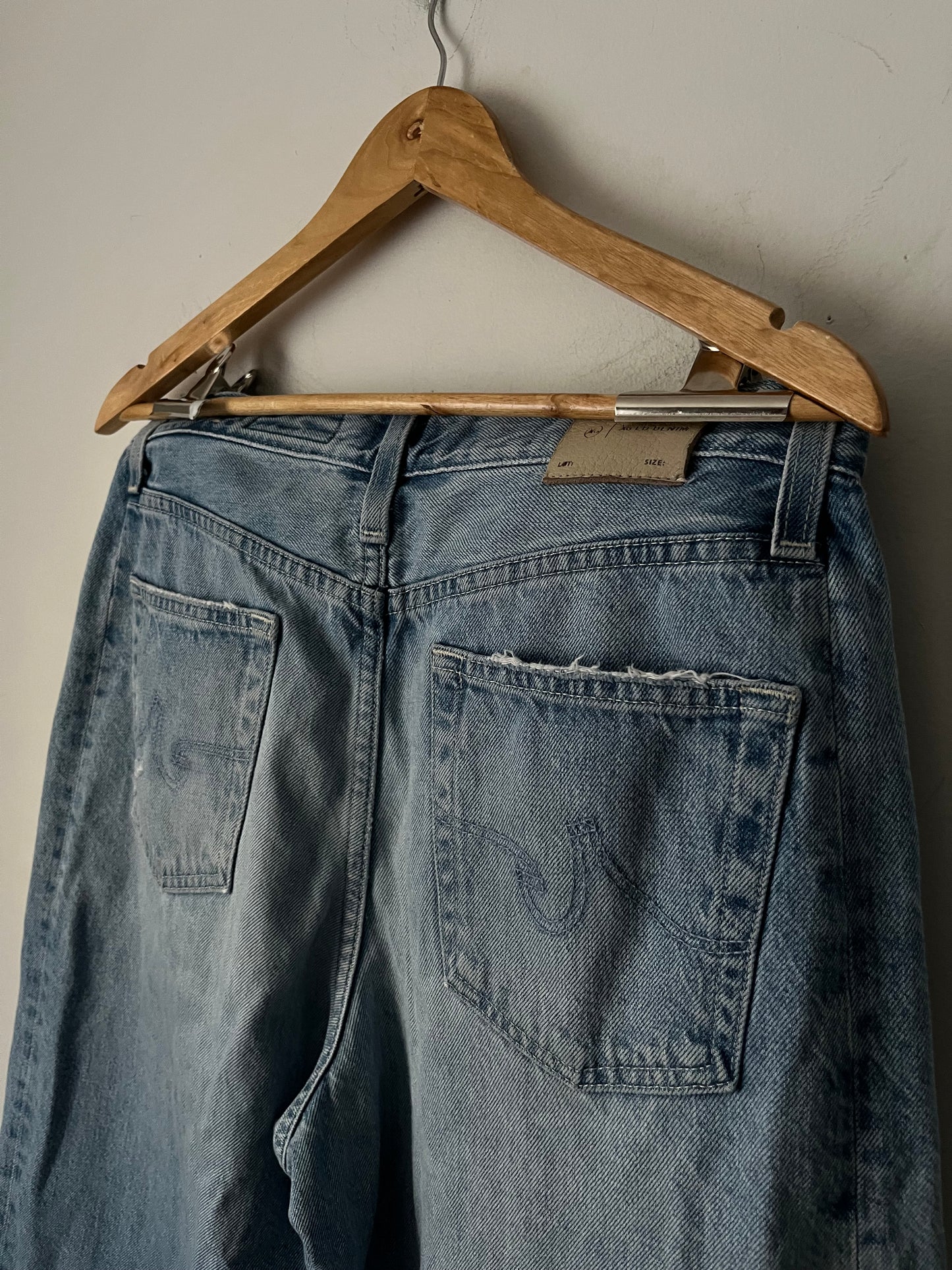 AG Hattie Crop High-Rise Barrel Jeans RRP $569 (10-12)