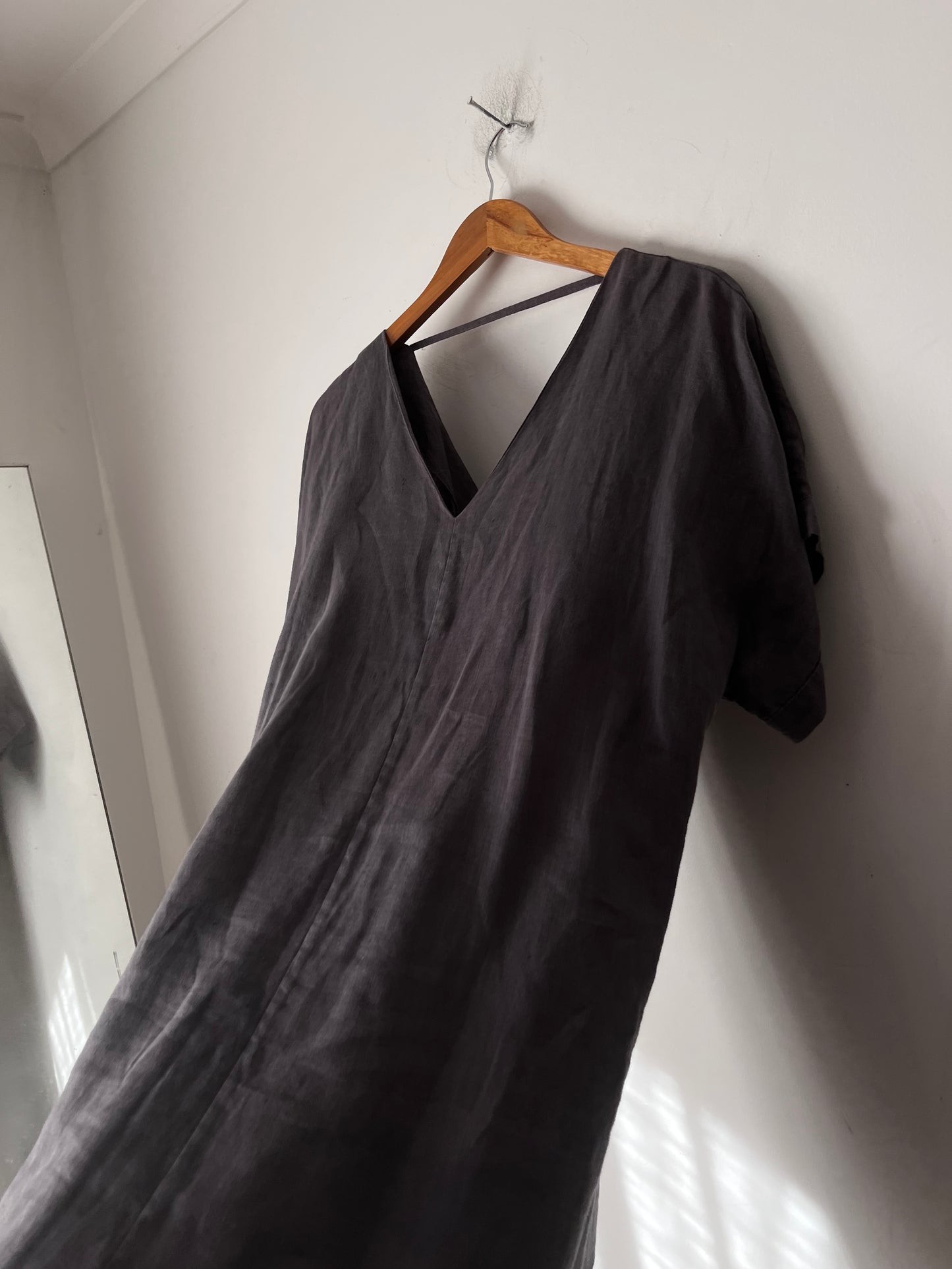 WEAR by LOVELINEN Linen V-Neck Dress (10–12)