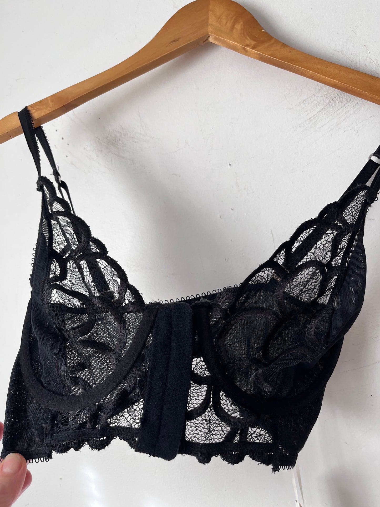 LONELY Effie Longline Bra RRP$135 (8D/30D)
